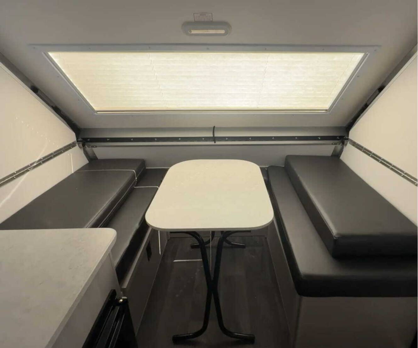 A photo of this 2027 Aliner Scout