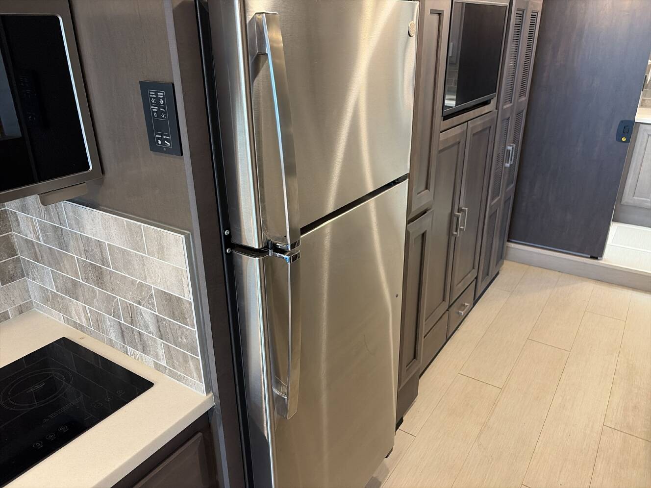 A photo of this 2023 Thor PALAZZO 37.5