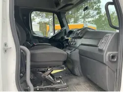 2024 FREIGHTLINER BUSINESS CLASS M2 106