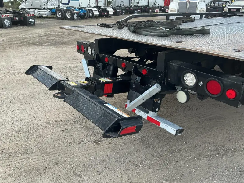 2024 FREIGHTLINER BUSINESS CLASS M2 106