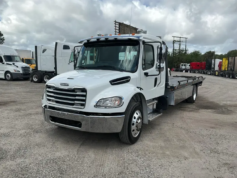 2024 FREIGHTLINER BUSINESS CLASS M2 106