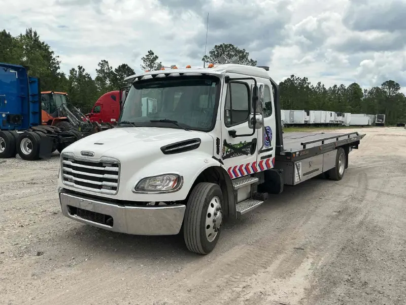 2024 FREIGHTLINER BUSINESS CLASS M2 106