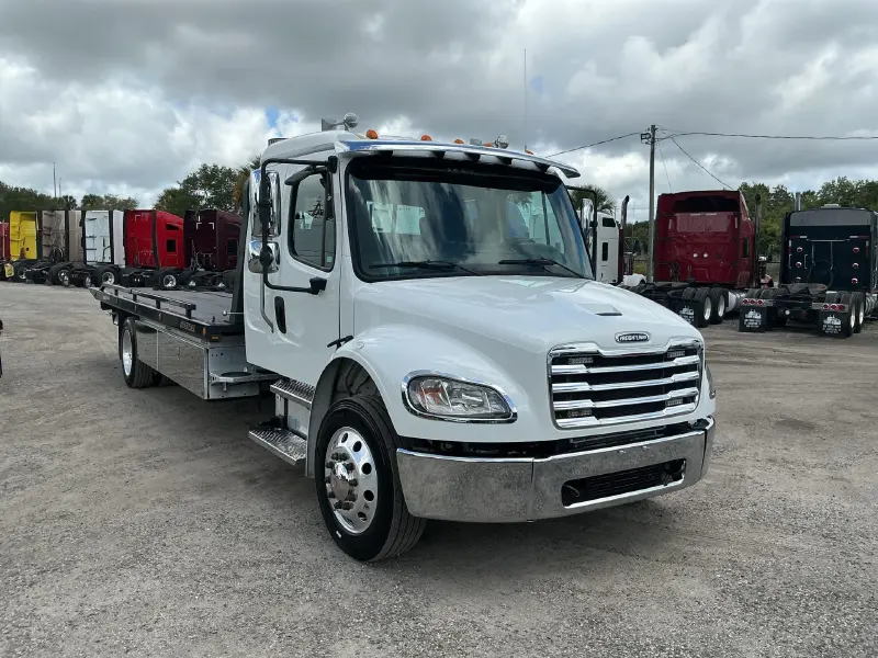 2024 FREIGHTLINER BUSINESS CLASS M2 106