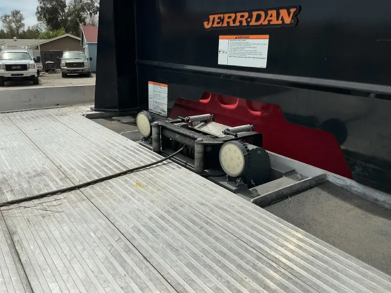 2023 FREIGHTLINER BUSINESS CLASS M2 106