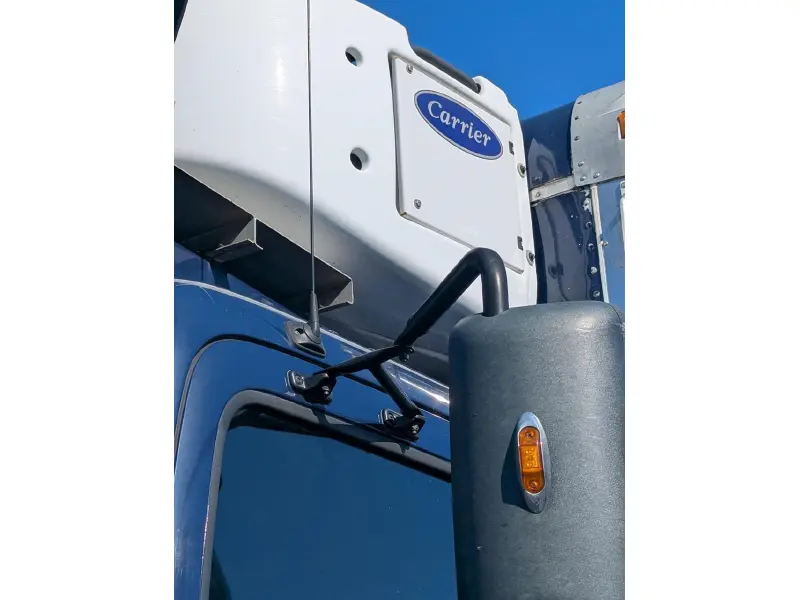 2021 HINO L6