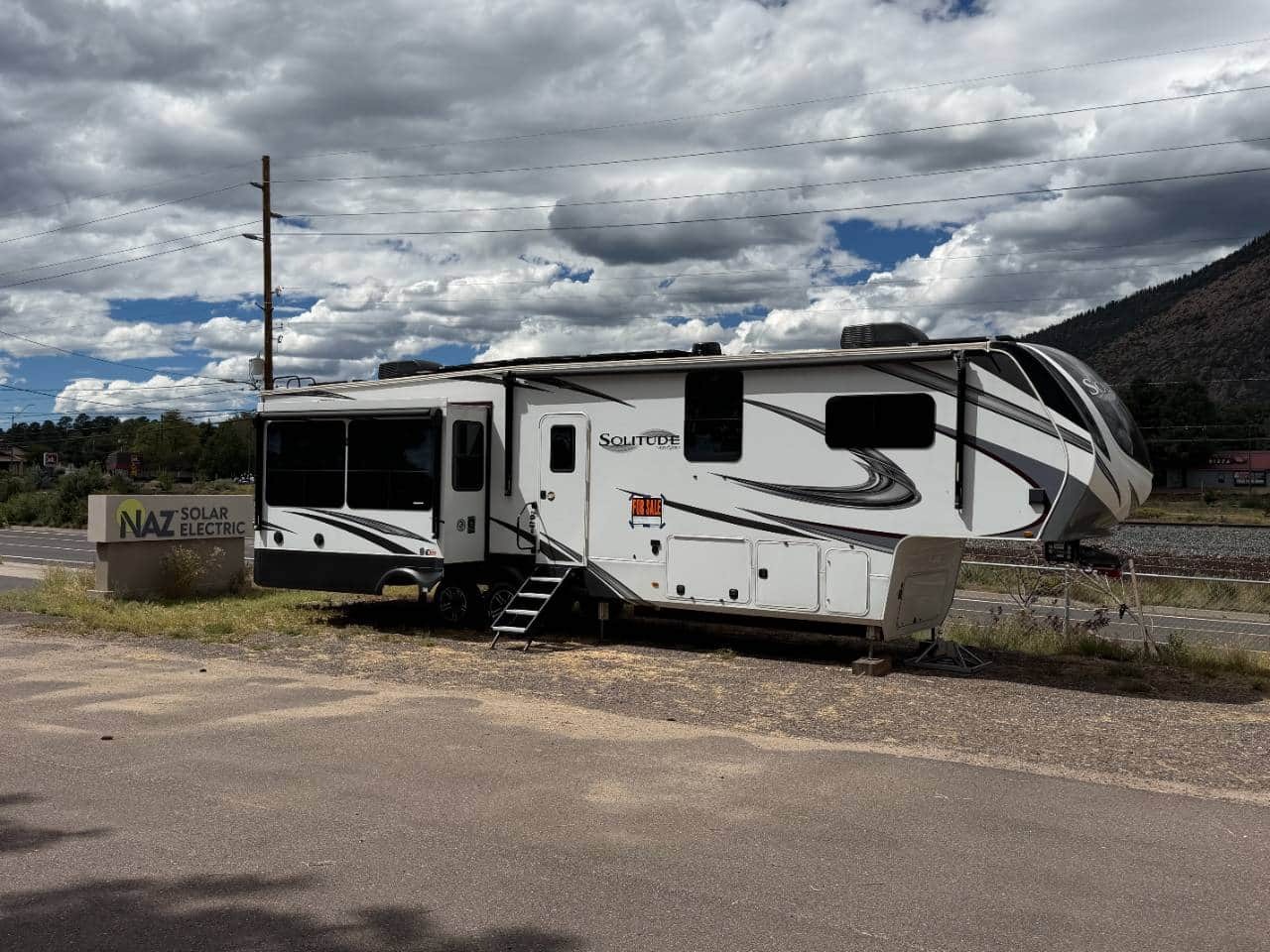2023 Grand Design SOLITUDE 378MBS RV