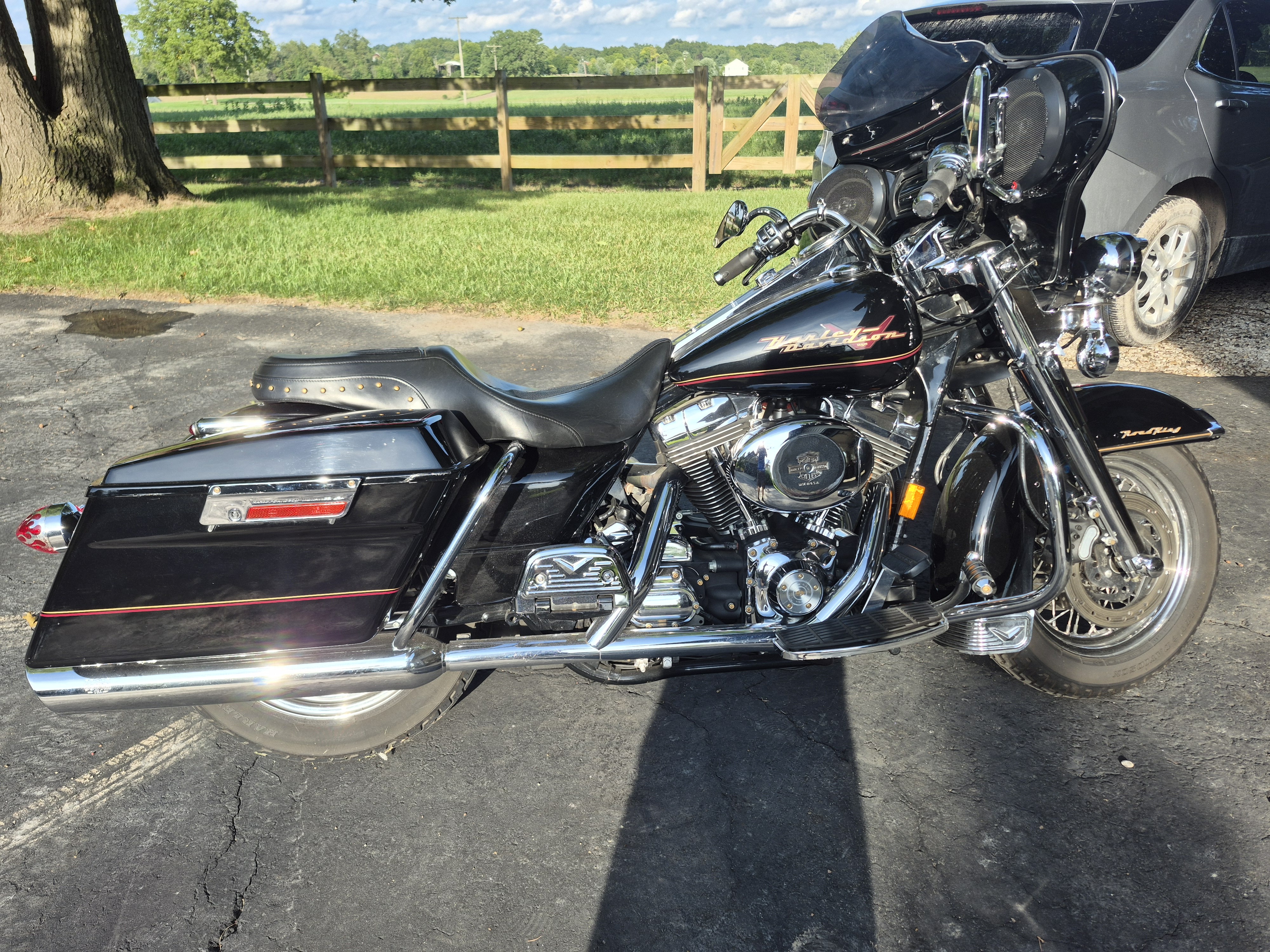 2004 Harley-Davidson ROAD KING ANNIVERSARY EDITION ANNIVERSARY EDITION in Howell, MI