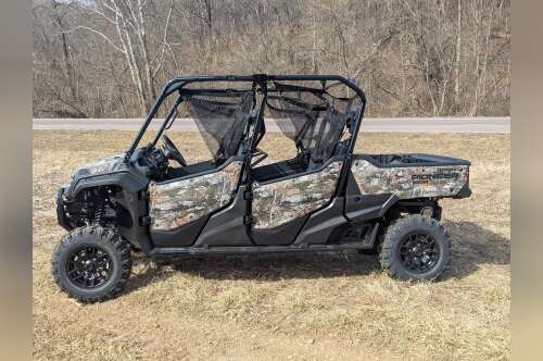 2025 Honda Pioneer 1000-6 Deluxe Crew in winchester VA