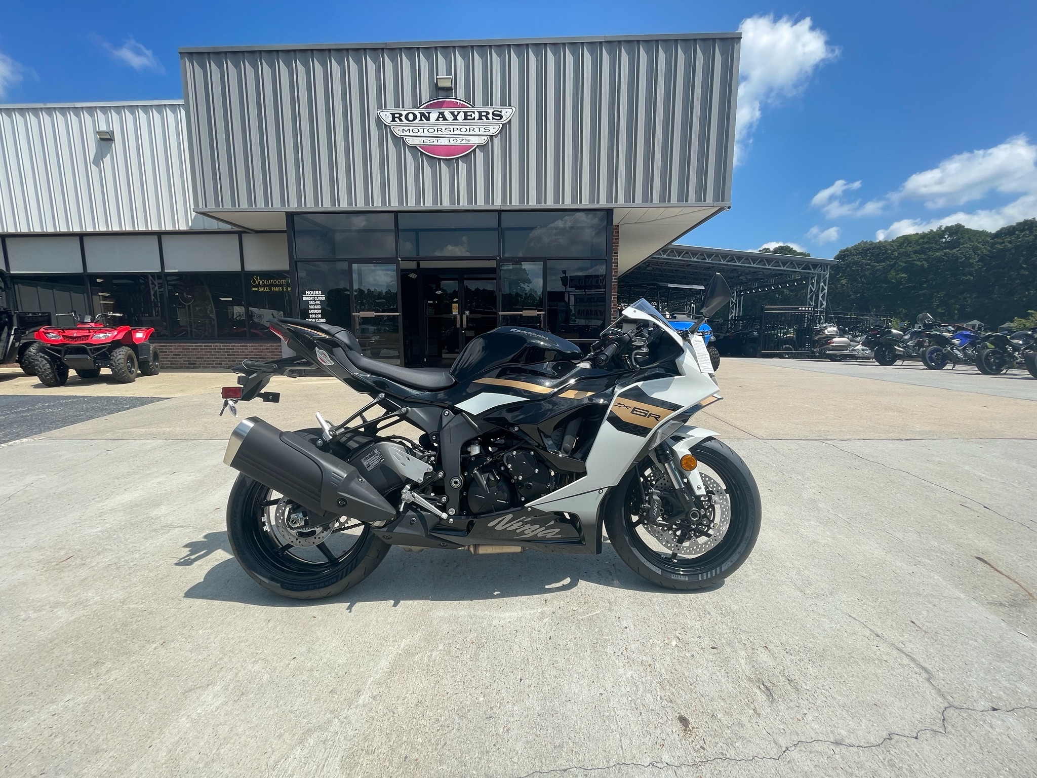2026 Kawasaki Ninja® ZX™-6R BASE in Greenville, NC