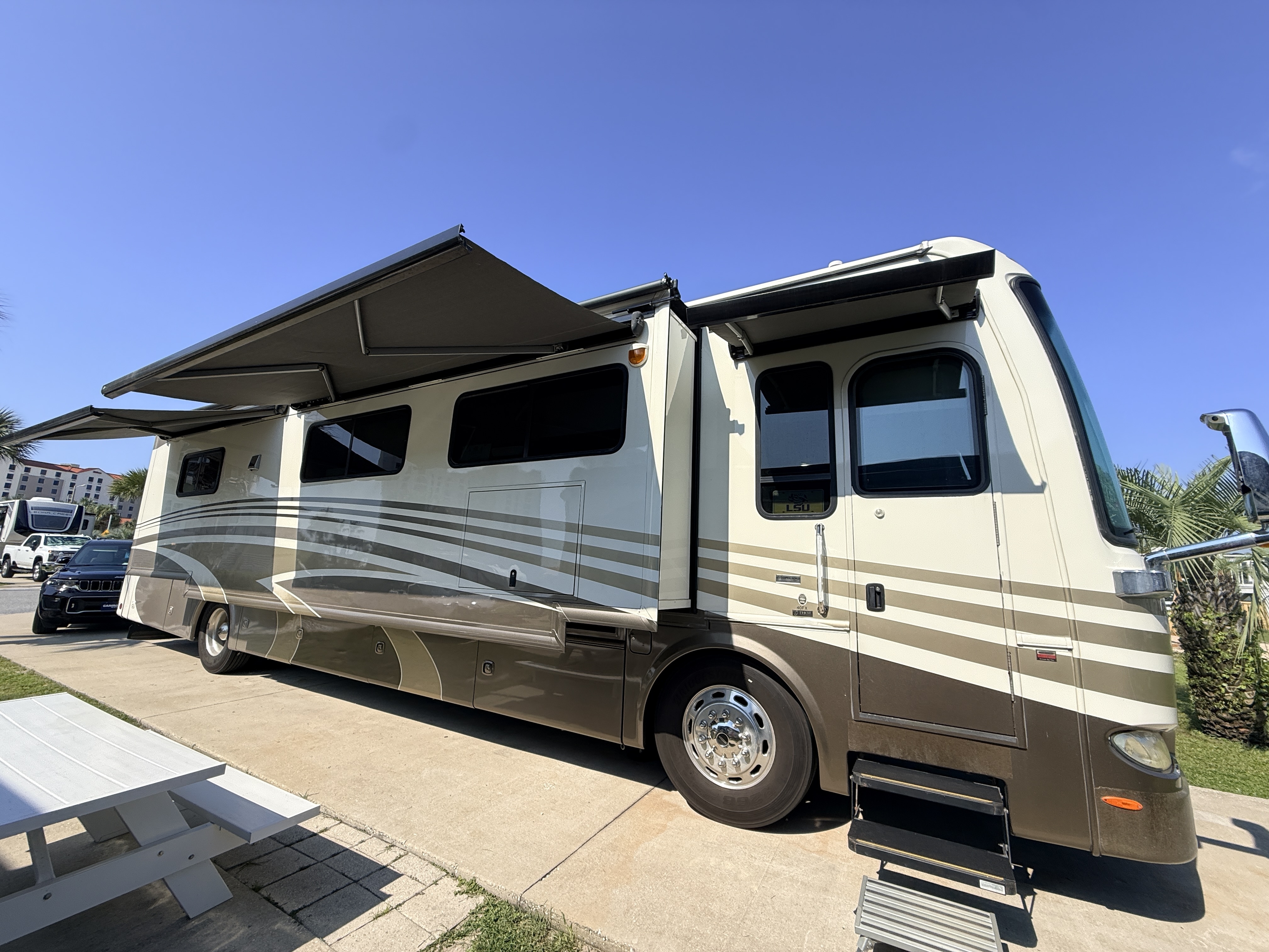 2013 Thor Motor Coach TUSCANY 40FX RV