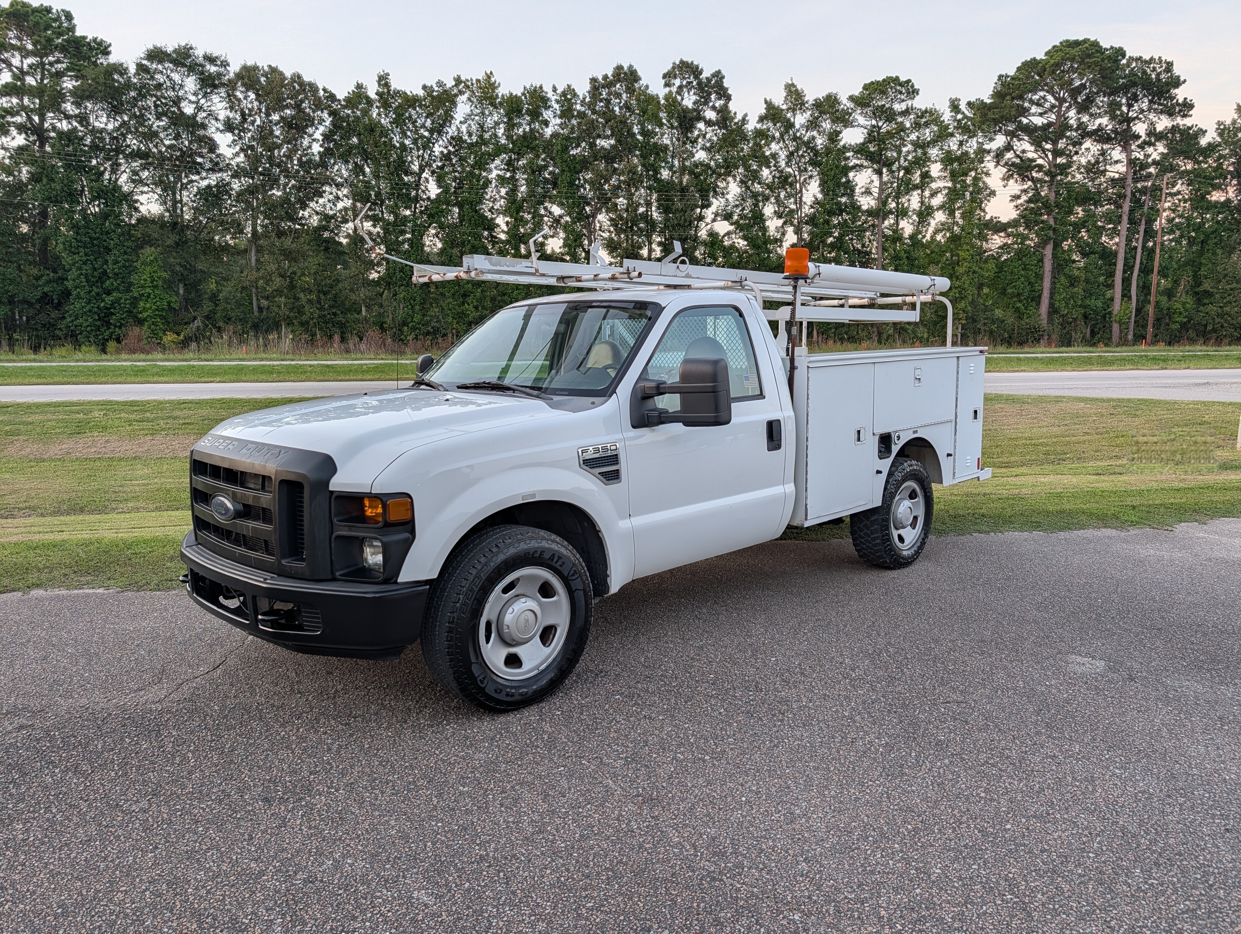 2008 FORD F350 in Ravenel, SC