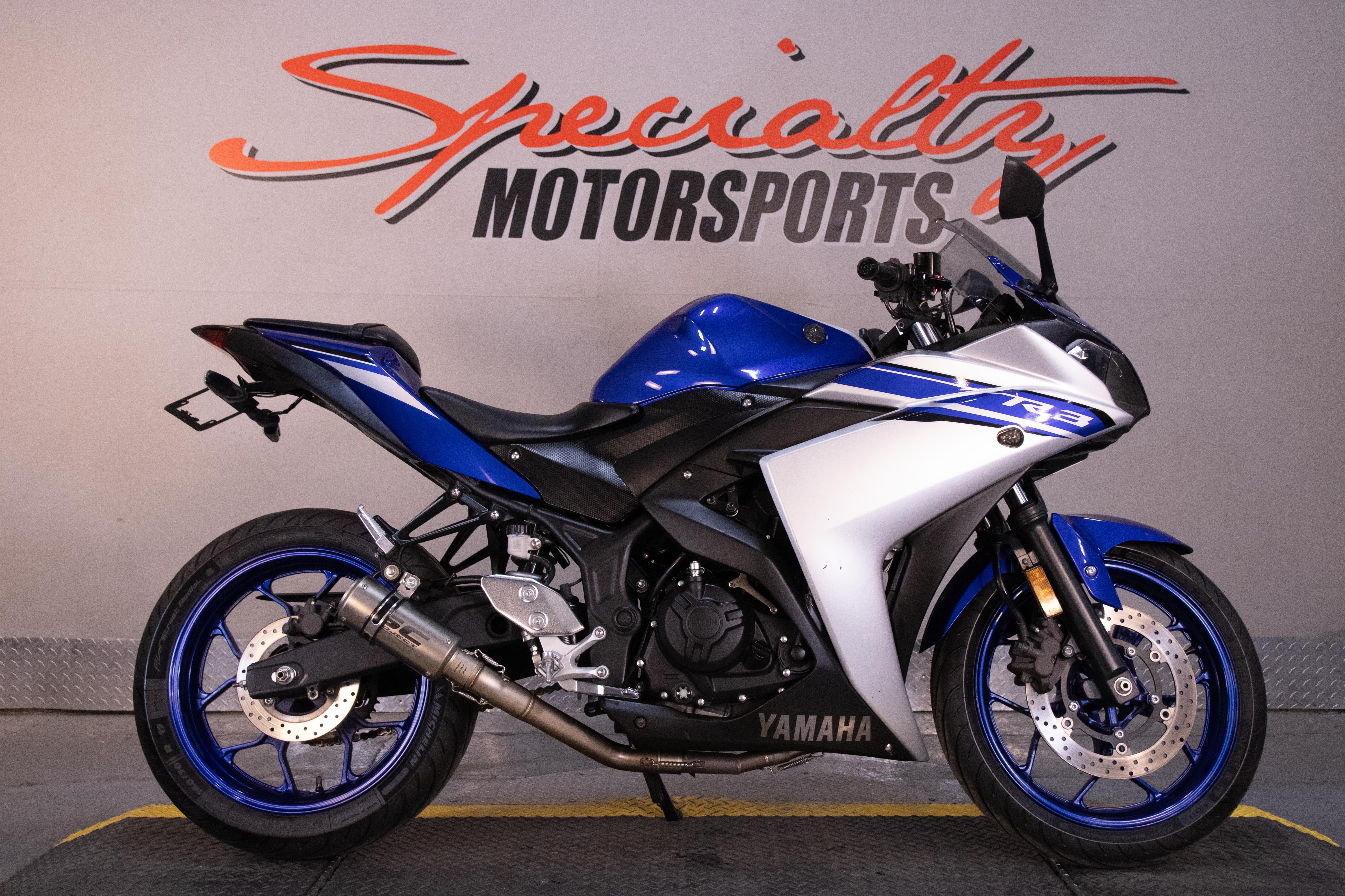 2016 Yamaha YZF-R3 R3 in Sacramento, CA