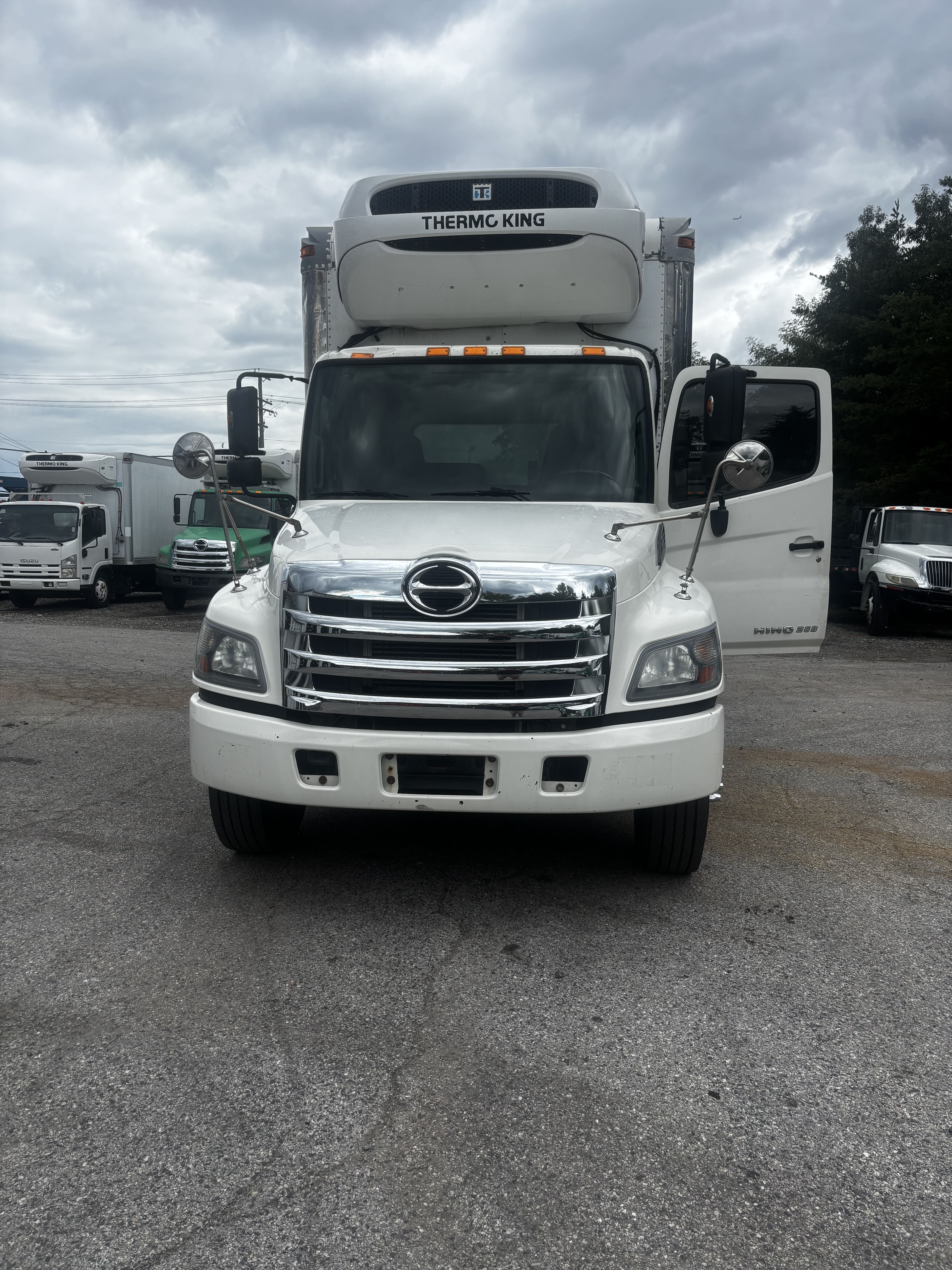 2015 HINO 268 in Elkridge, MD
