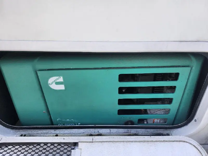 2023 LANCE 975 TRUCK CAMPER