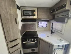 2023 LANCE 975 TRUCK CAMPER