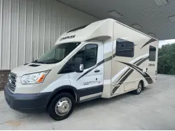 2016 THOR MOTOR COACH COMPASS 23TR