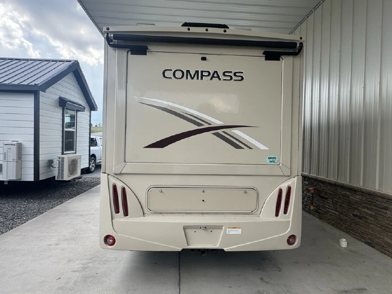 2016 THOR MOTOR COACH COMPASS 23TR