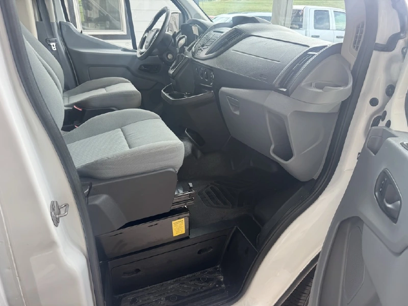 2016 THOR MOTOR COACH COMPASS 23TR