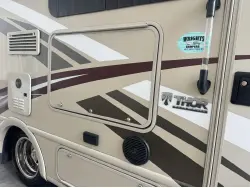 2016 THOR MOTOR COACH COMPASS 23TR