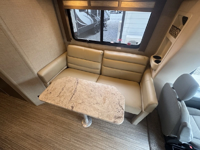 2016 THOR MOTOR COACH COMPASS 23TR