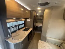 2016 THOR MOTOR COACH COMPASS 23TR