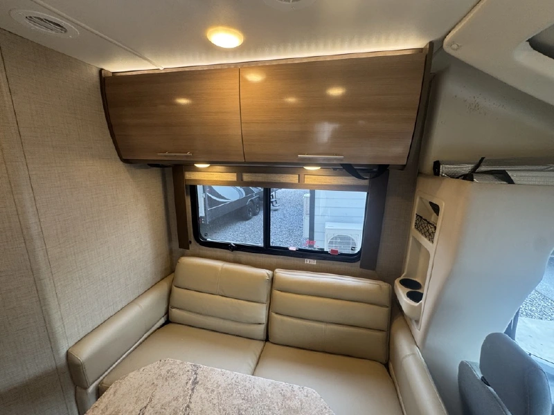 2016 THOR MOTOR COACH COMPASS 23TR