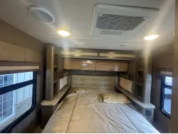 2016 THOR MOTOR COACH COMPASS 23TR