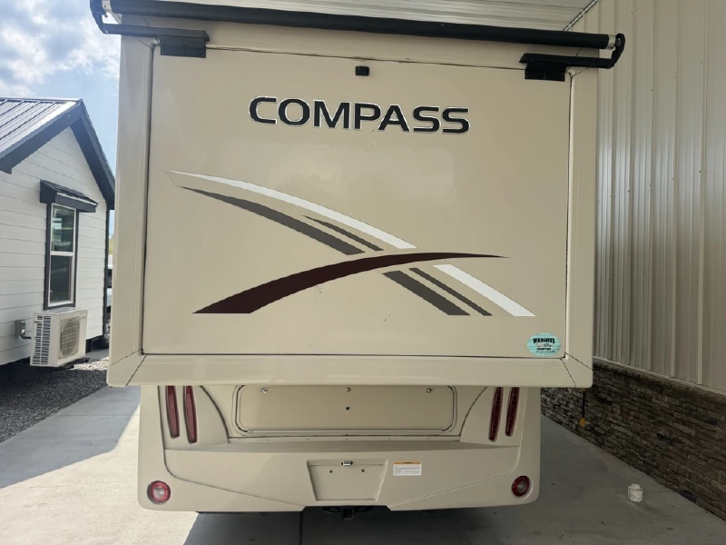 2016 THOR MOTOR COACH COMPASS 23TR