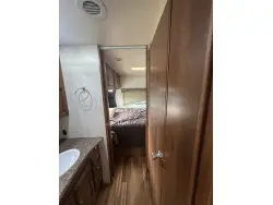 2013 COACHMEN CONCORD 280 LE