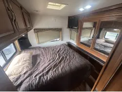 2013 COACHMEN CONCORD 280 LE