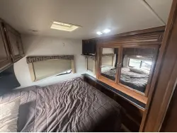 2013 COACHMEN CONCORD 280 LE