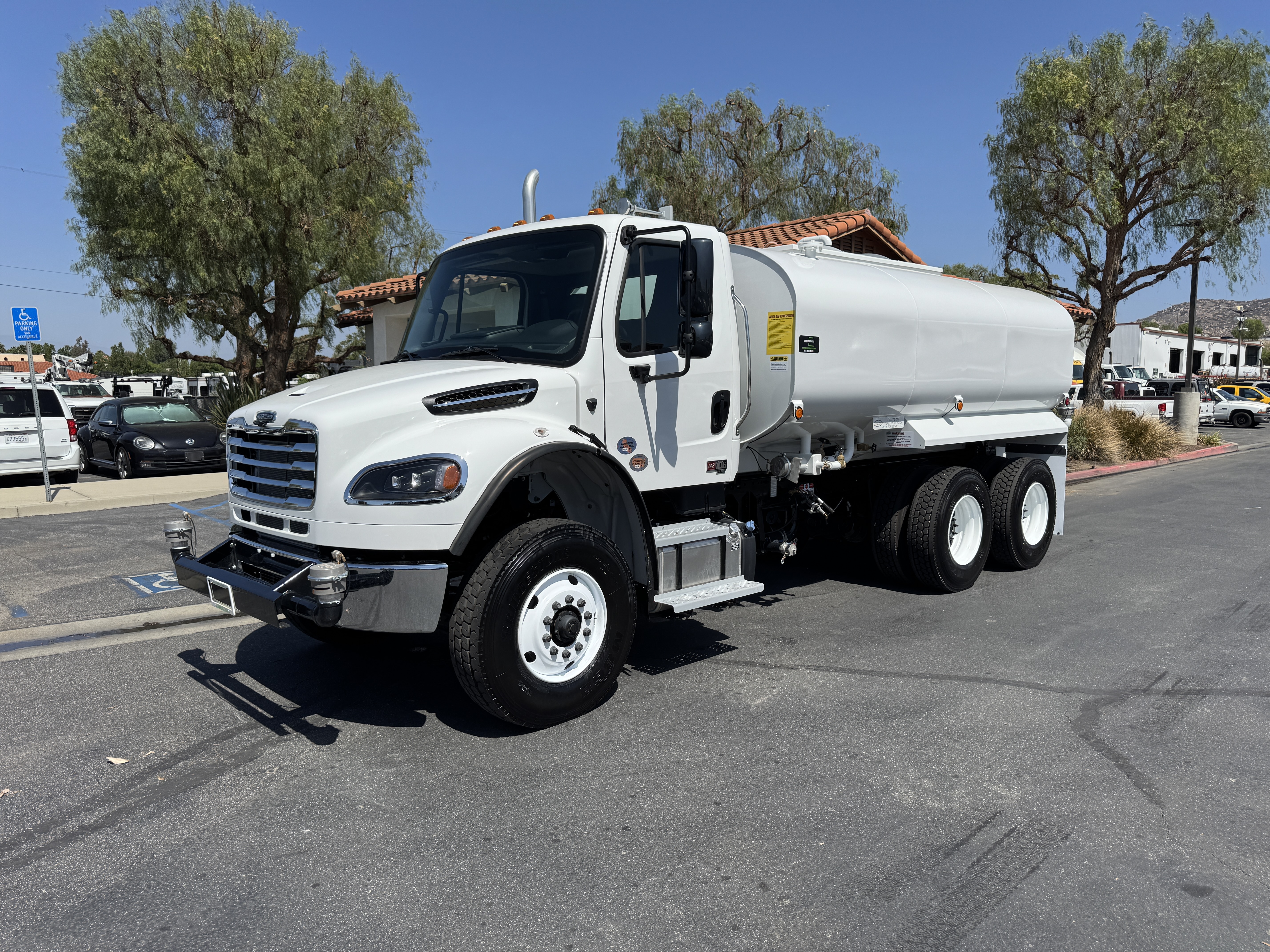 2027 FREIGHTLINER BUSINESS CLASS M2 106 in Norco, CA
