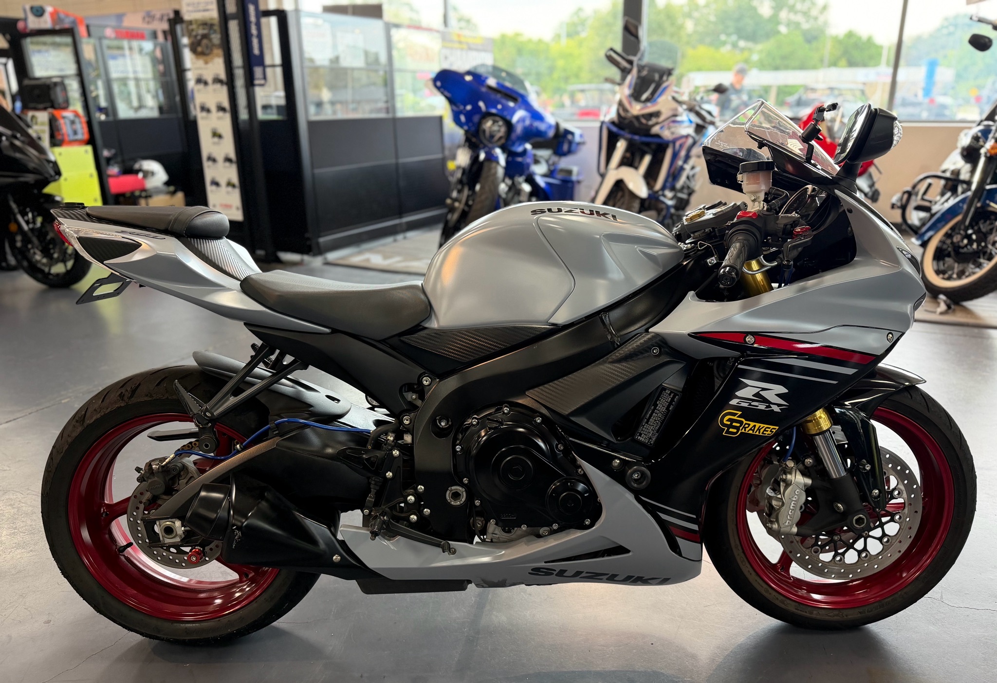 2023 Suzuki GSX-R750 Sportbike motorcycle
