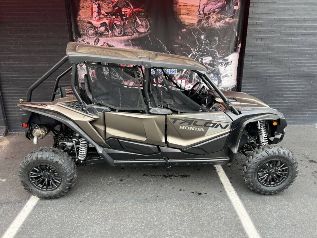 A photo of this 2026 Honda® Talon 1000X-4 FOX Live Valve