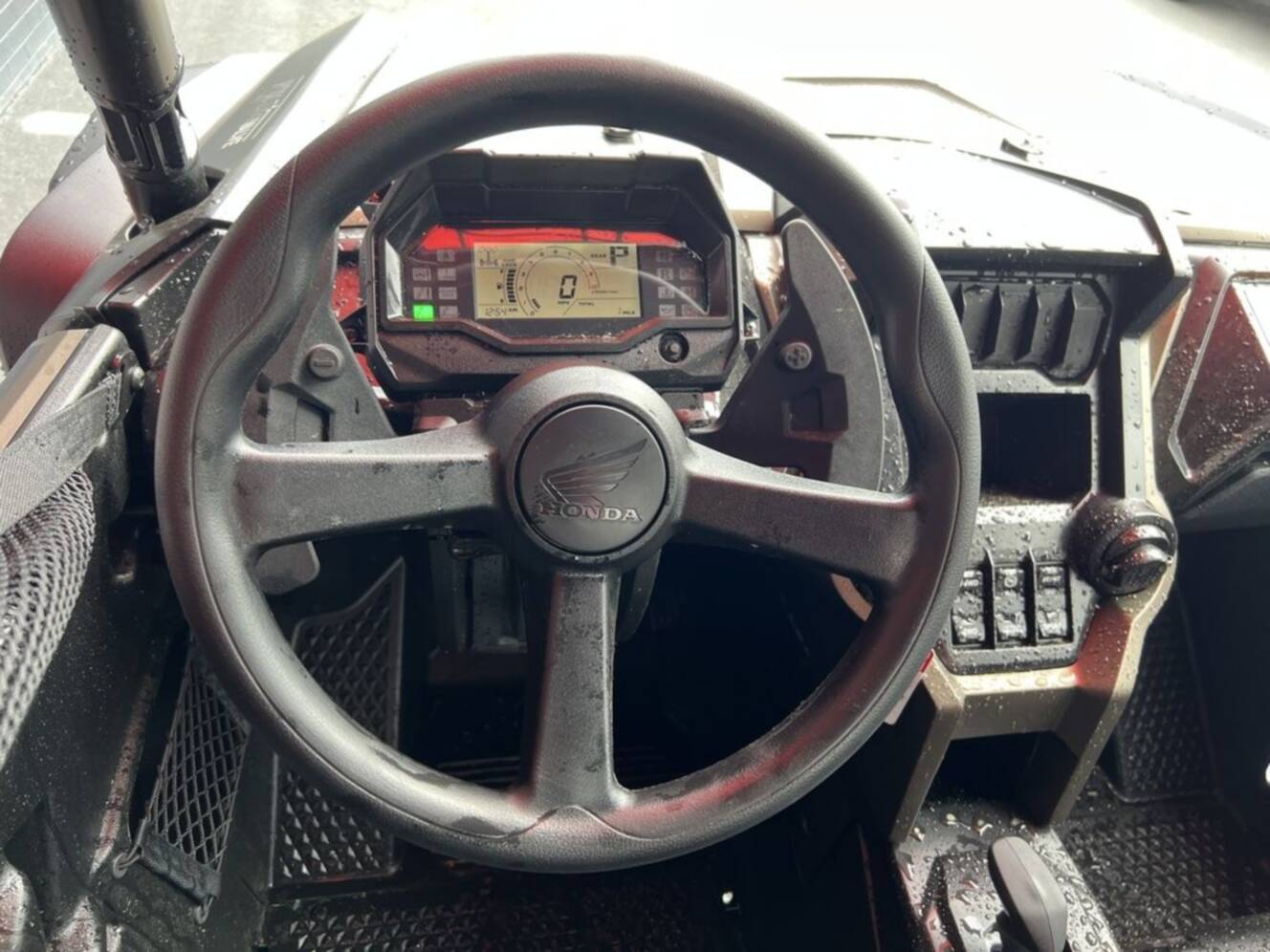 A photo of this 2026 Honda® Talon 1000X-4 FOX Live Valve