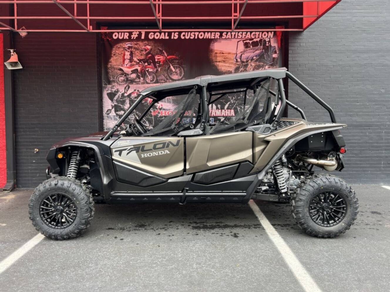 A photo of this 2026 Honda® Talon 1000X-4 FOX Live Valve