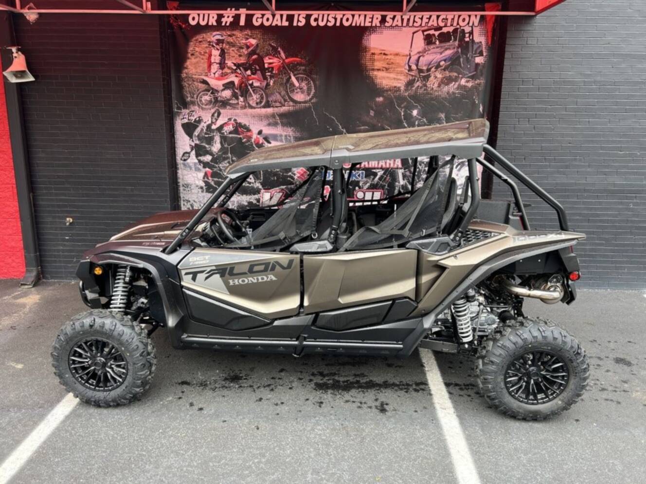 A photo of this 2026 Honda® Talon 1000X-4 FOX Live Valve