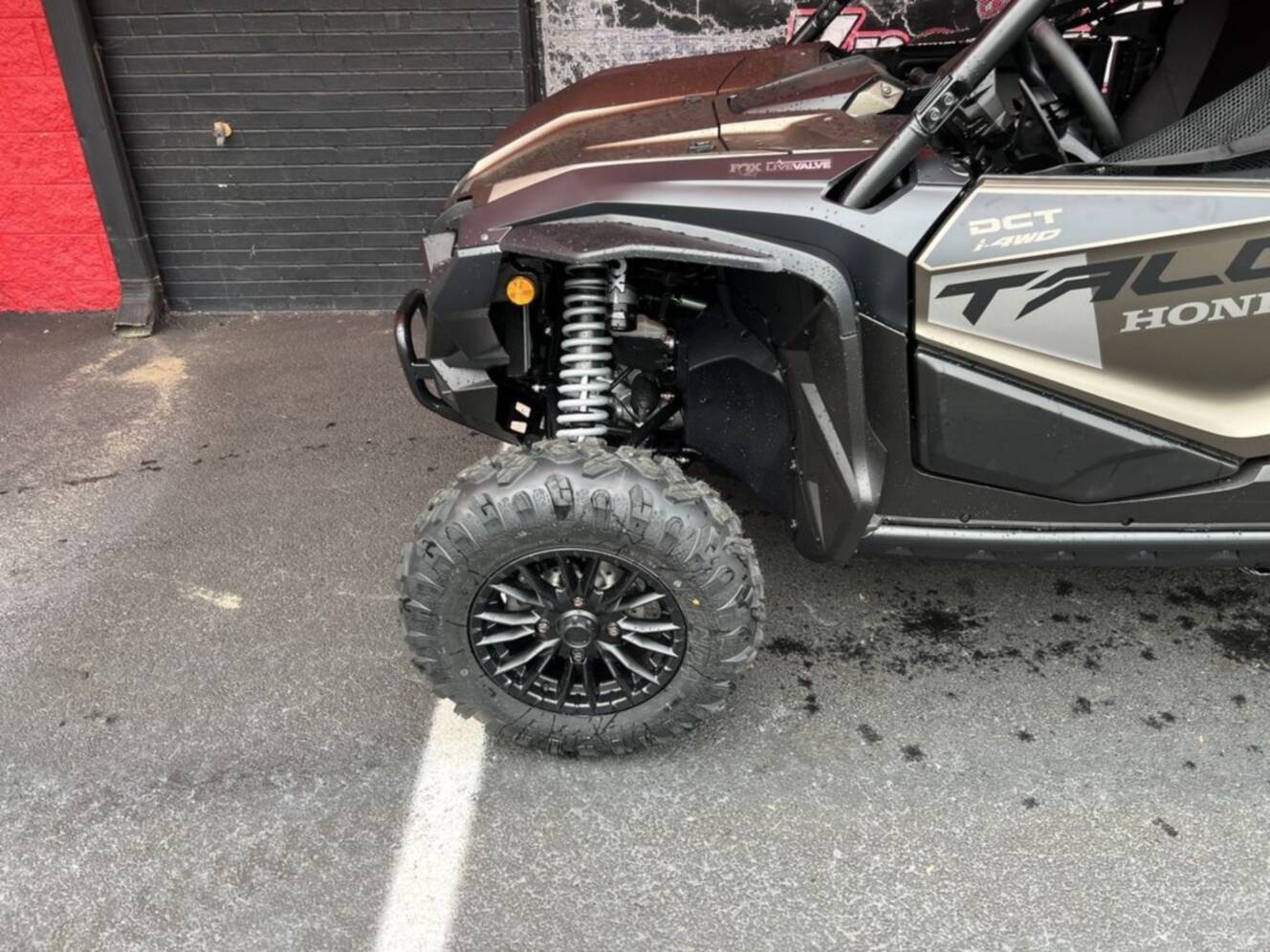 A photo of this 2026 Honda® Talon 1000X-4 FOX Live Valve