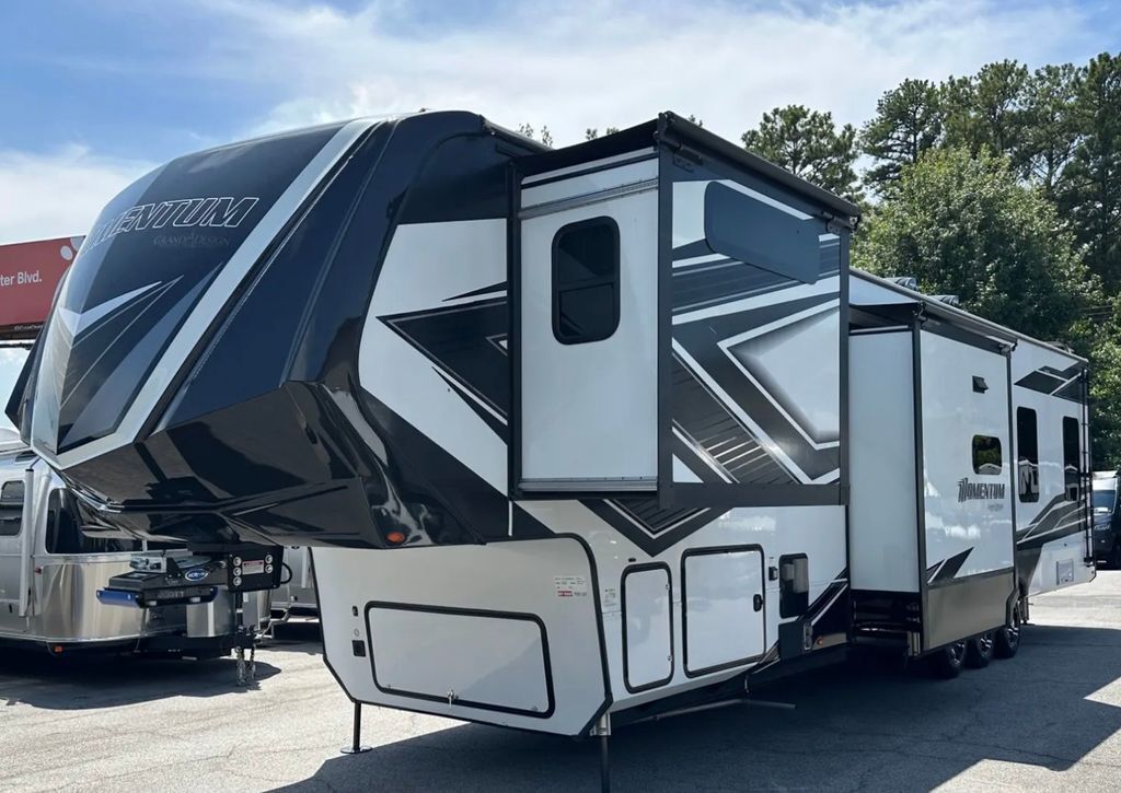 2023 Grand Design Momentum 397THS in marshall NC