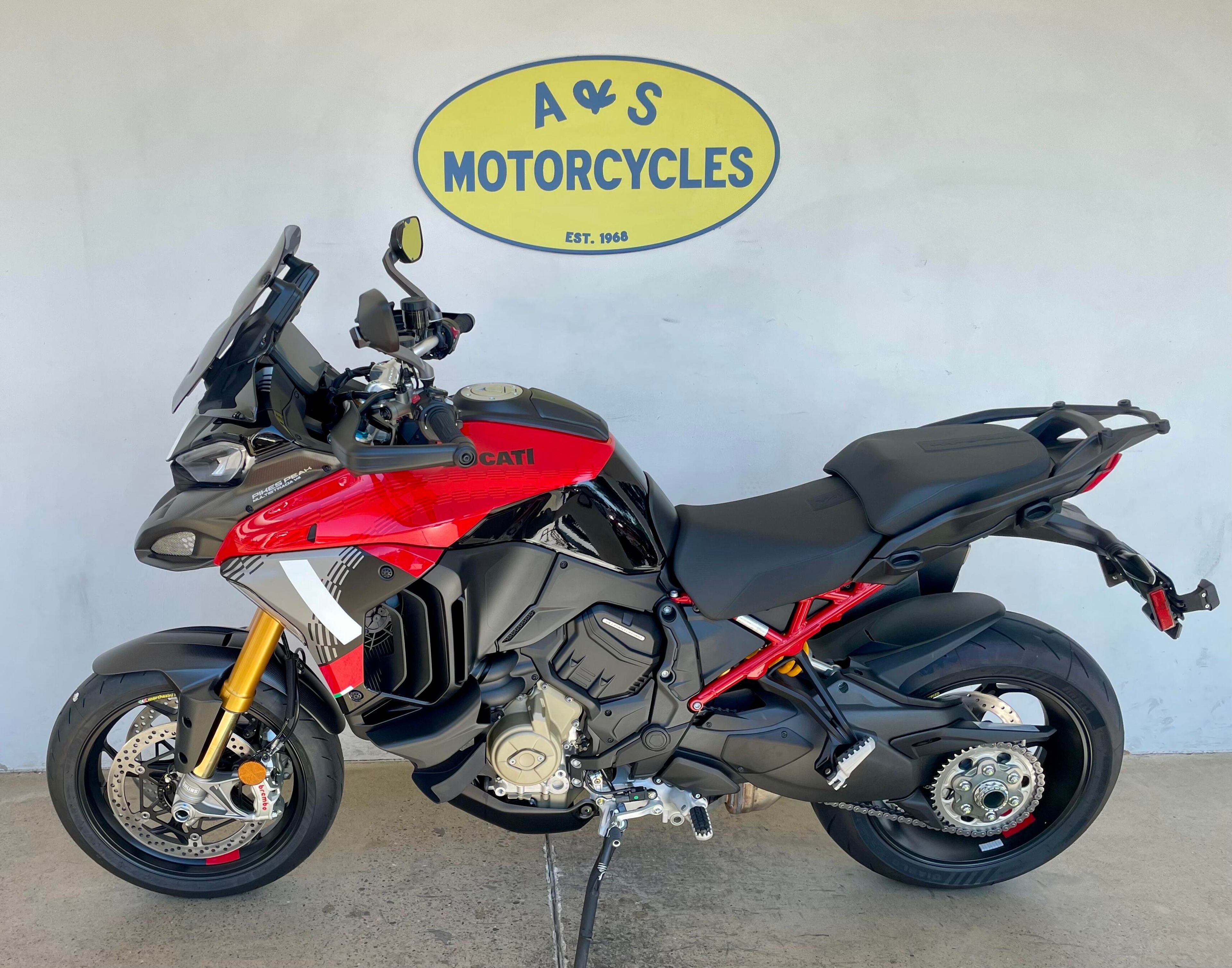 2027 Ducati MULTISTRADA V4S PIKE PEAK V4 S in Roseville, CA