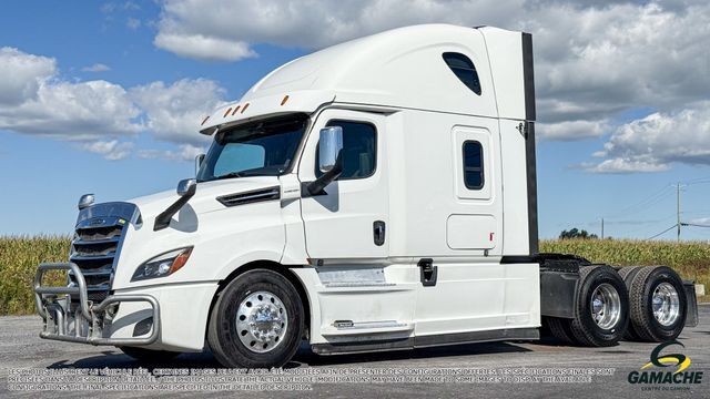2019 FREIGHTLINER CASCADIA PT126SLP HIGHWAY / SLEEPER TRUCK / TRACTOR in Champlain, NY