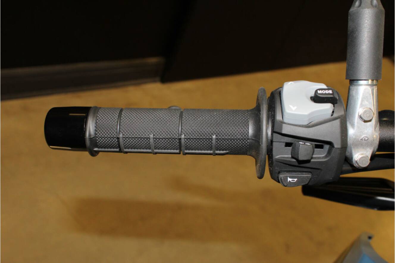 A photo of this 2025 Suzuki DR-Z4SM