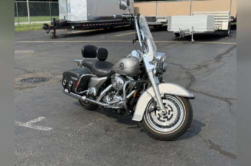 2008 Harley-Davidson FLHRC CLASSIC in monroe MI