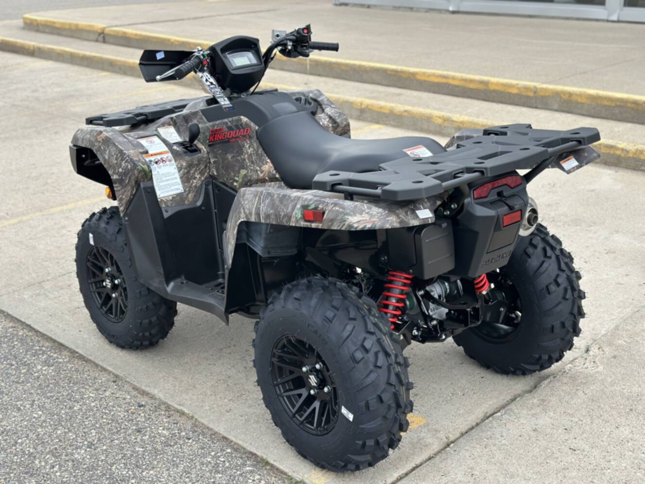 A photo of this 2025 Suzuki KingQuad 500 AXi Power Steering SE Camo