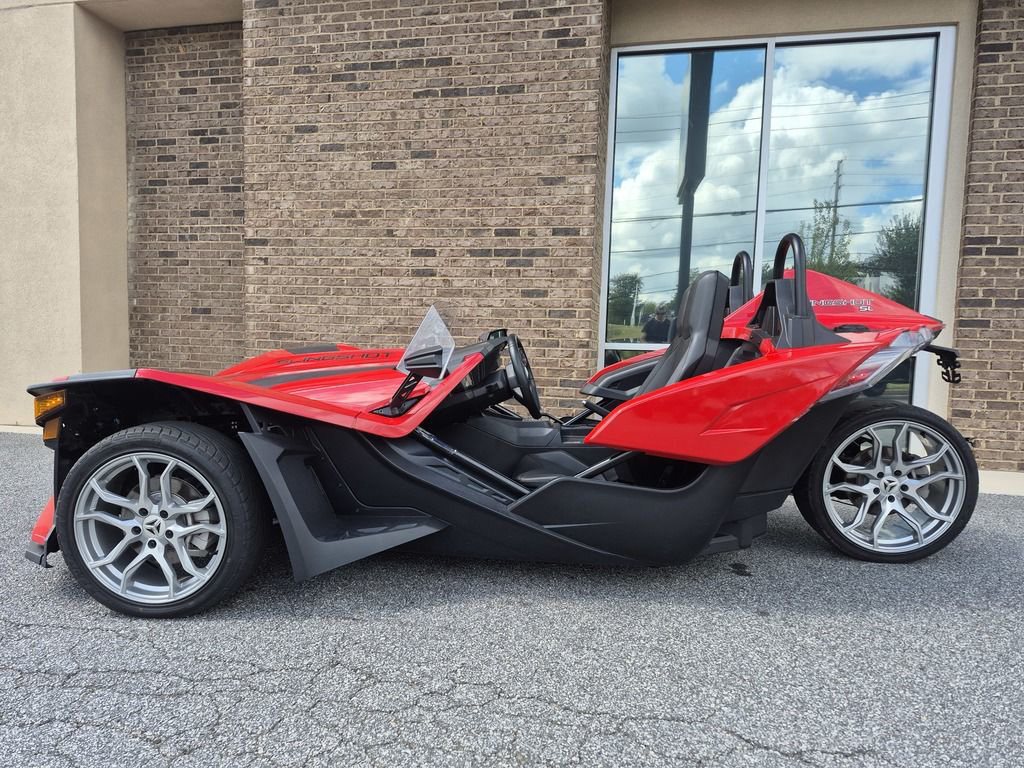 2022 Polaris Slingshot SLINGSHOT SL Pearl Red (Autodrive) in Marietta, GA