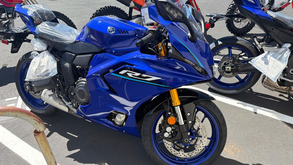 2026 Yamaha YZF R7 R7 in Sublimity, OR