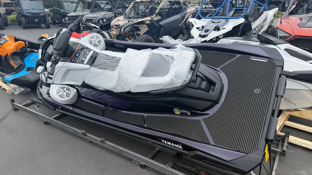 2026 Yamaha VX CRUISER HO W/AUDIO-NIGHTSHADE/WHITE in sublimity OR