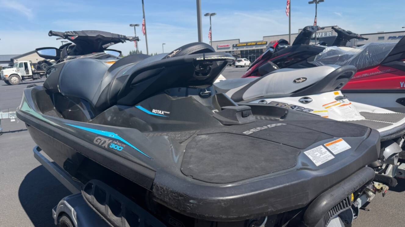 A photo of this 2016 Sea-Doo GTX 300 Limited 300