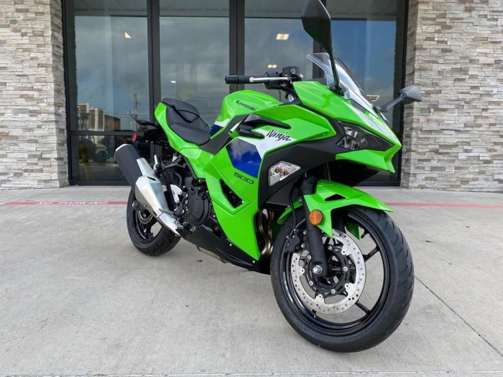 2026 Kawasaki Ninja 500 Metallic Flat Spark Black BASE in Austin, TX