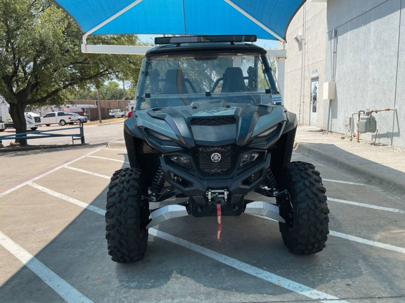 A photo of this 2026 Yamaha Wolverine Rmax2 1000 Xt-R